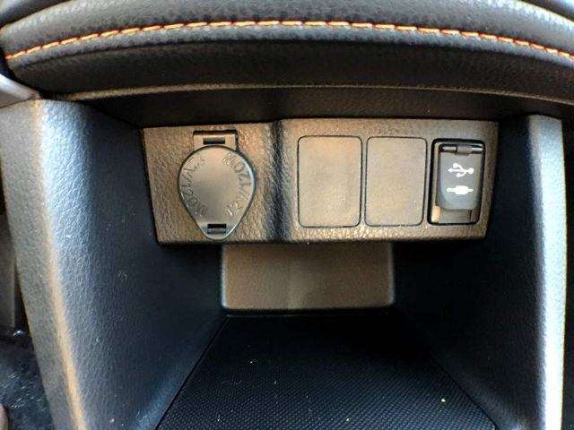 2017 Toyota Corolla SE 4dr Sedan CVT